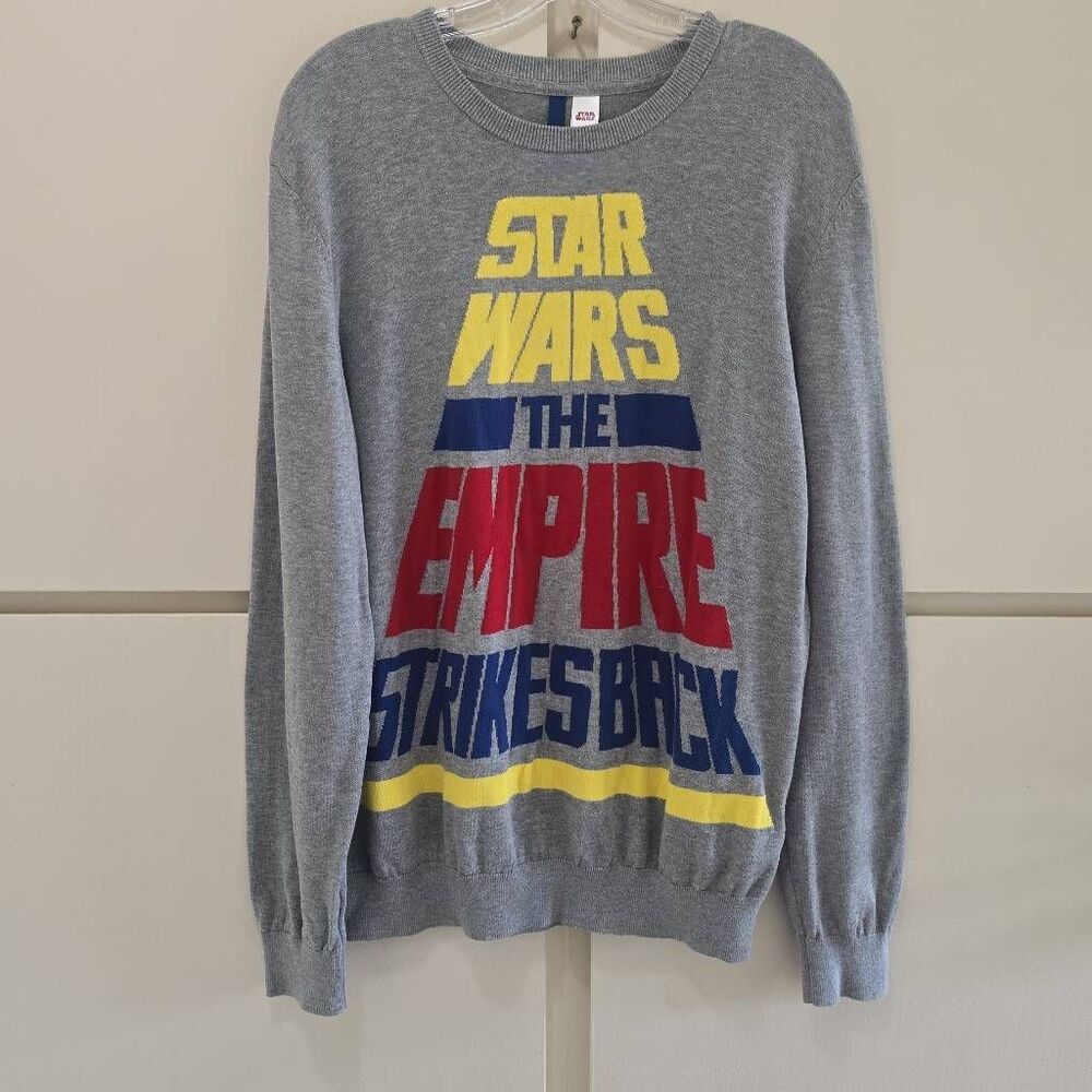 H & M Empire Strikes Back Grey Crewneck Sweater, Unisex, NWOT, L